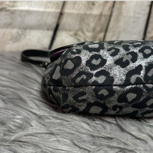 COACH - Black and silver Leopard Hand bag - Picture 4 of 9